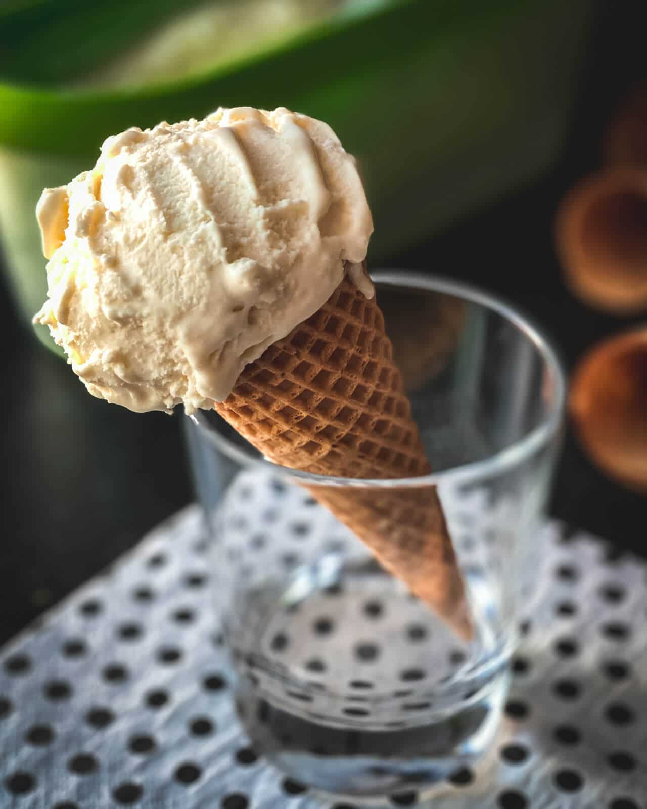 Eggless Vanilla Ice Cream (Only 3-Ingredients)