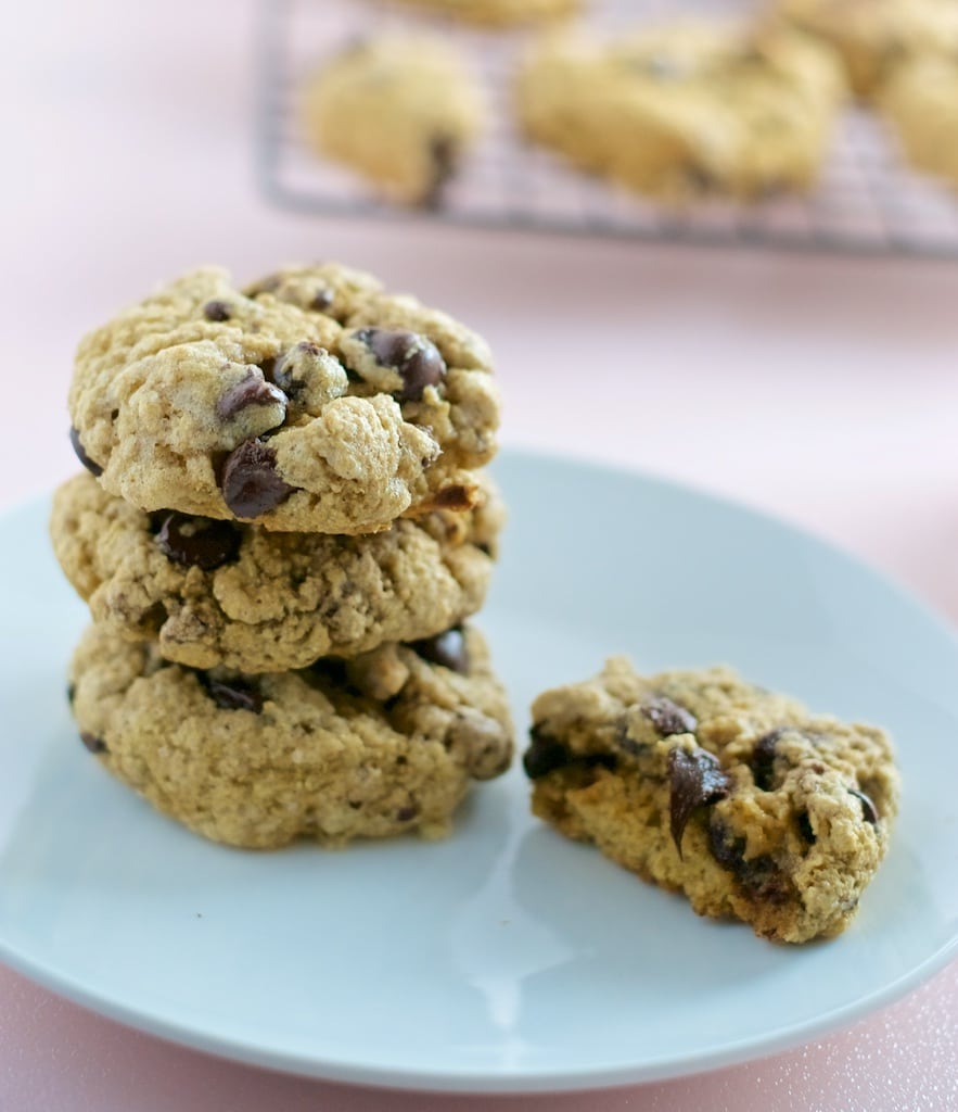 Make this healthy whole wheat chocolate chip cookies in less than 30 minutes!