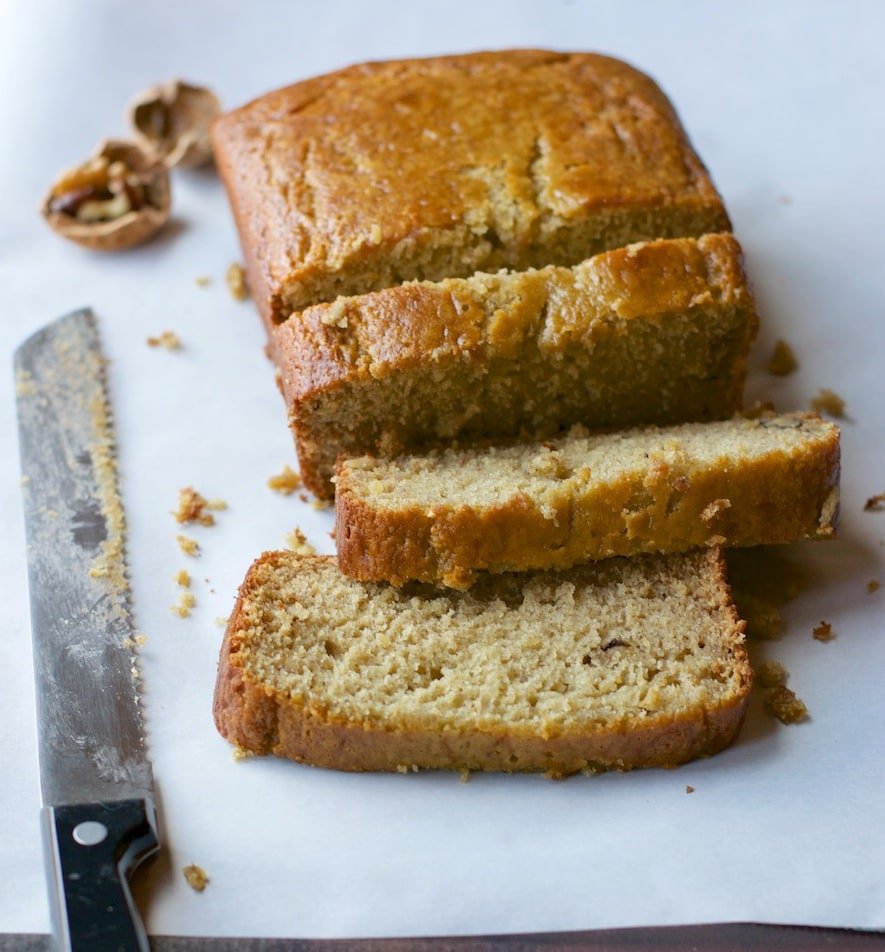 A quick and easy way to make healthy and moist Banana bread that you can whip up using your blender in no time!