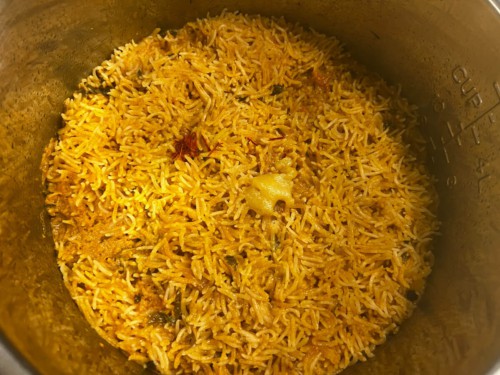 Cooked chicken biryani in the Instant Pot.
