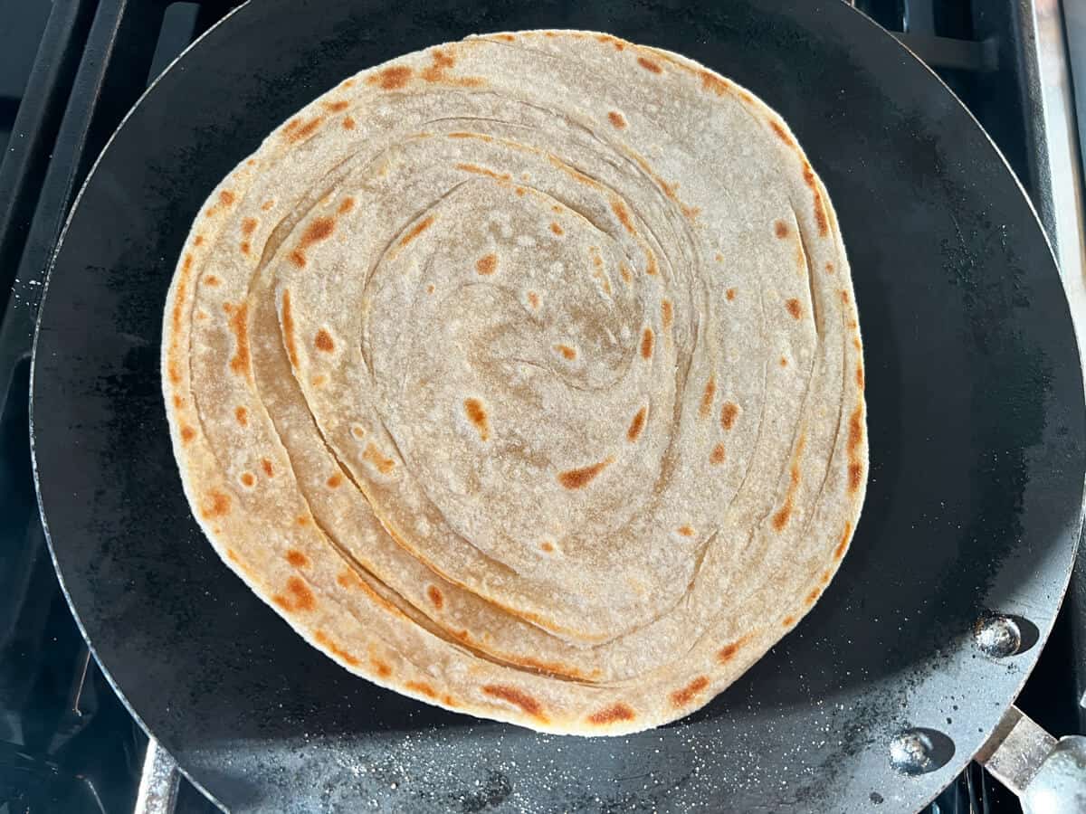 Lachha paratha (Layered Indian Flatbread) - Simmer to Slimmer