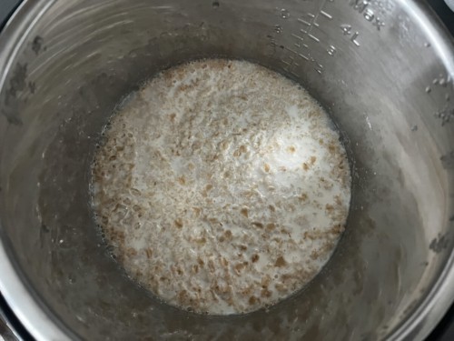 The cooked oatmeal in the Instant pot chamber after the pressure releases.